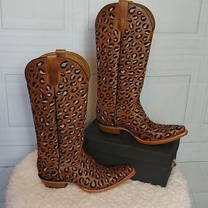 Ariat Ladies Wildcat Leopard Western Boots Sz. 8.5